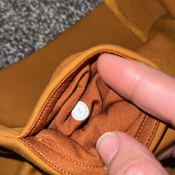 Lululemon Instill High-Rise Tight 25" Butternut Brown. EUC. - Picture 10 of 15